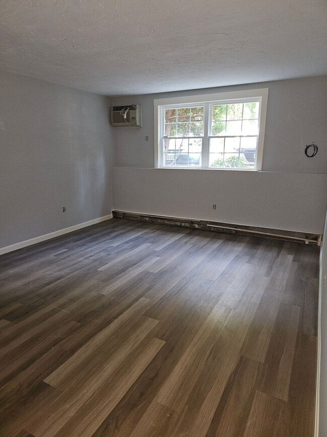Building Photo - Delcor Apartments LLC