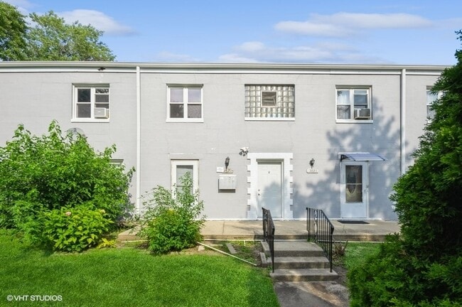 Primary Photo - 2621 W Gregory St