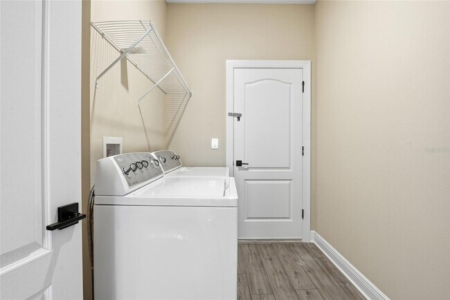 Building Photo - 7745 Somersworth Dr