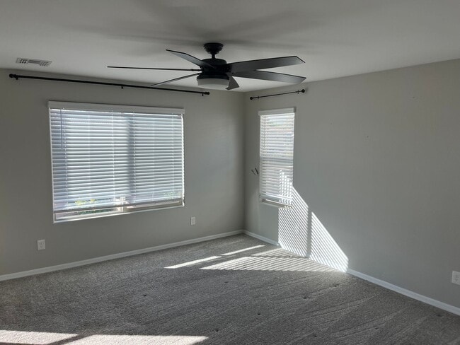 Building Photo - 17430 N 184th Ln