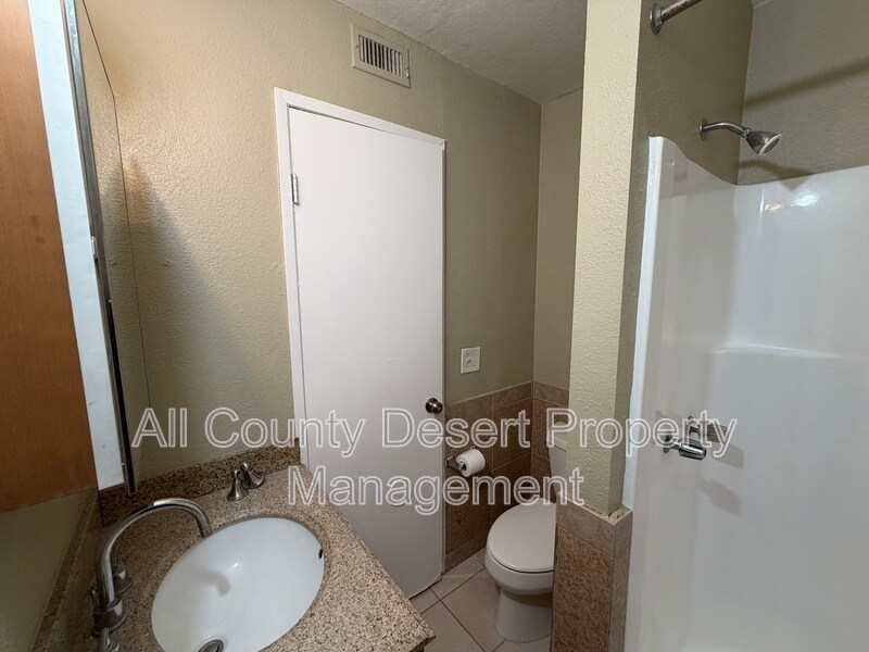 Building Photo - 69180 Victoria Dr