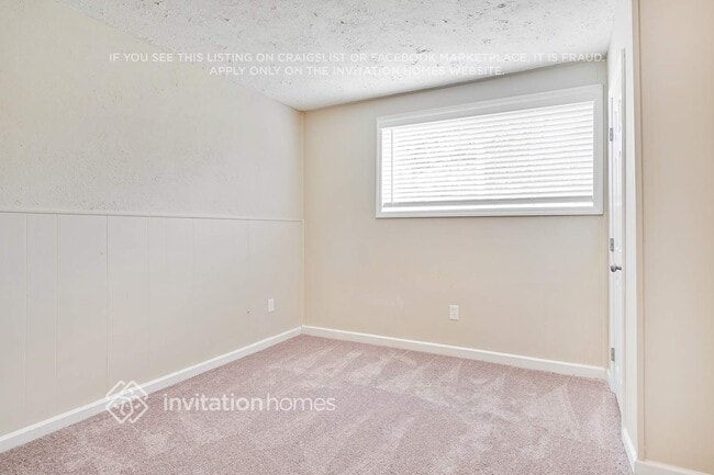 Building Photo - 5795 Deerfield Trail