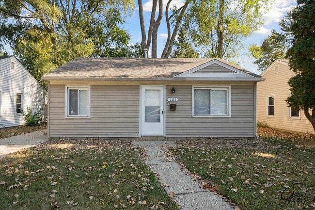 Primary Photo - Ferndale 2 bedroom $1795