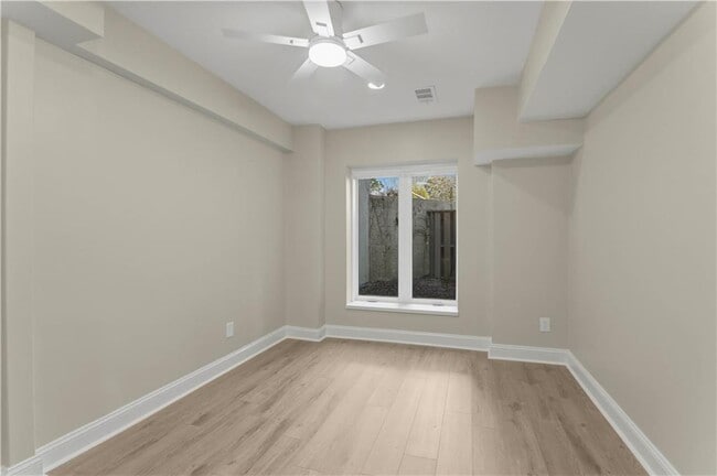 Building Photo - 49 Ivy Gates NE