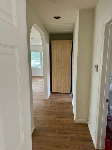 Building Photo - 8064 Sepulveda Blvd