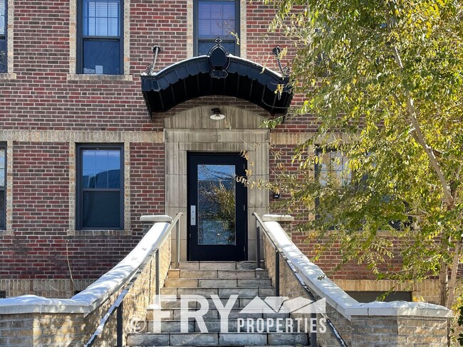 Primary Photo - Great Remodel in Capitol Hill