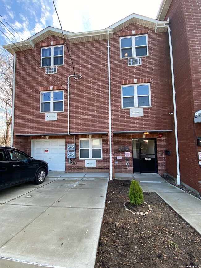 Primary Photo - 47-3 58th Ln