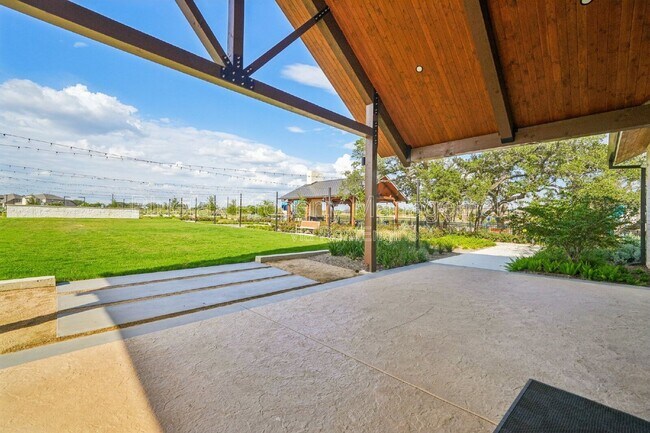 Building Photo - 13802 Oolite Run