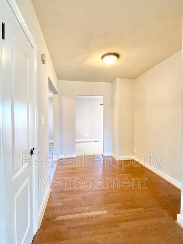 Building Photo - 3524 Bapaume Ave
