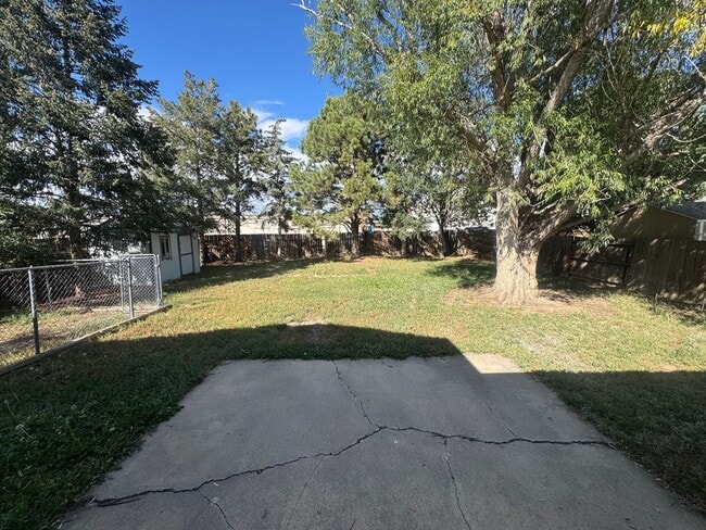 Building Photo - Lovely 3 bedroom 2 bath in North Colorado ...