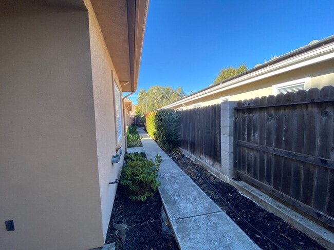 Building Photo - Custom Single Story Home - North Vacaville - Coming Soon