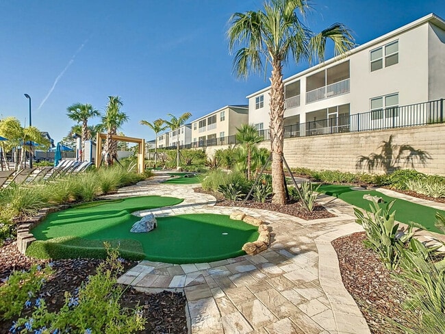 Building Photo - 1520 Oasis Club Blvd