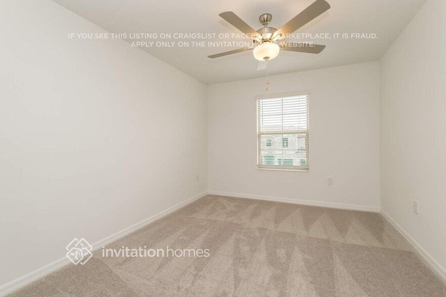 Building Photo - 8298 Crescent Oaks Dr