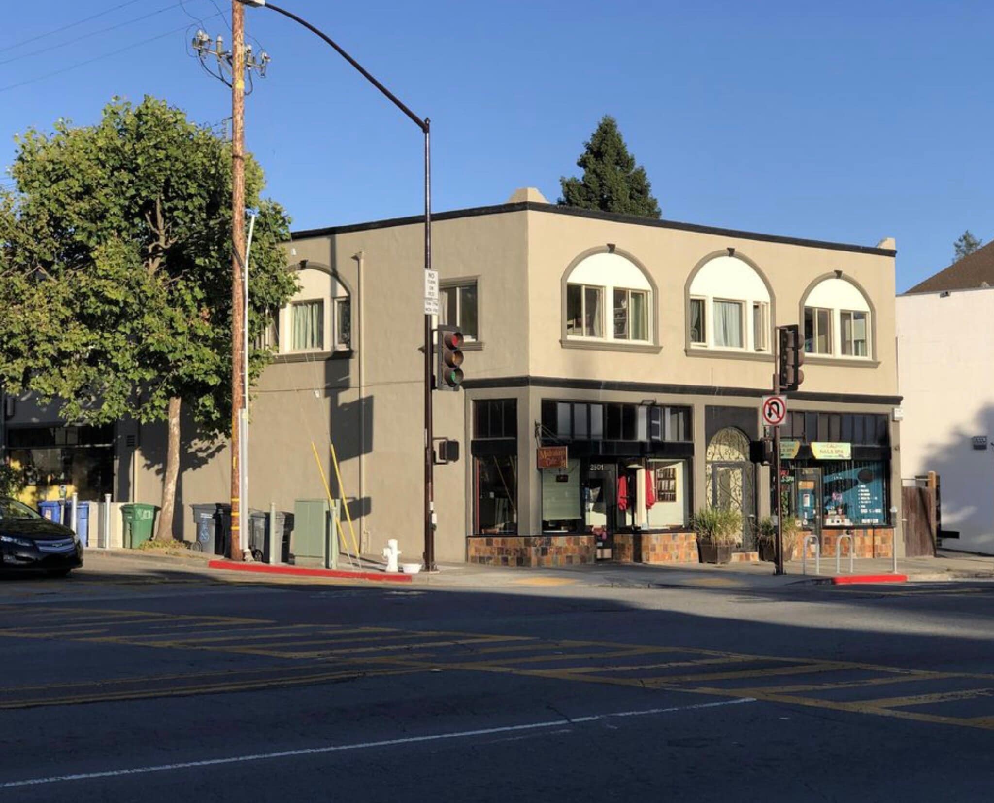 Building Photo - 2803 Telegraph Ave