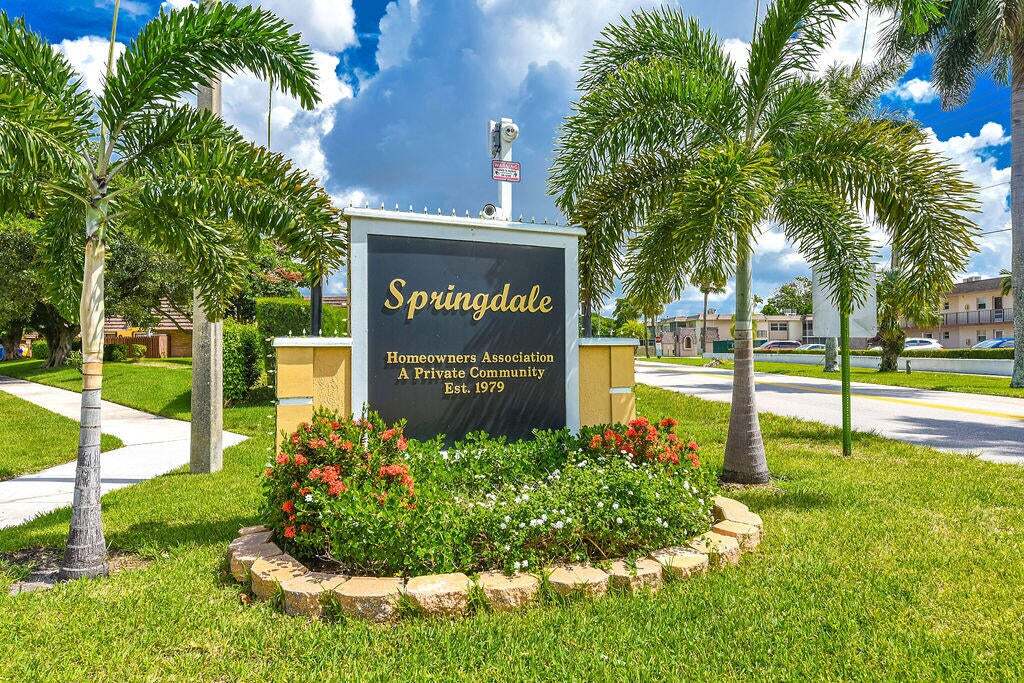 Building Photo - 941 Springdale Cir