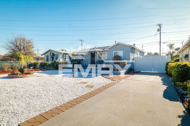 Building Photo - 2.5 bed 2 bath home for rent in Pico River...