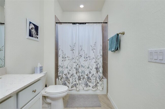 Building Photo - 10063 Crooked Crk Dr