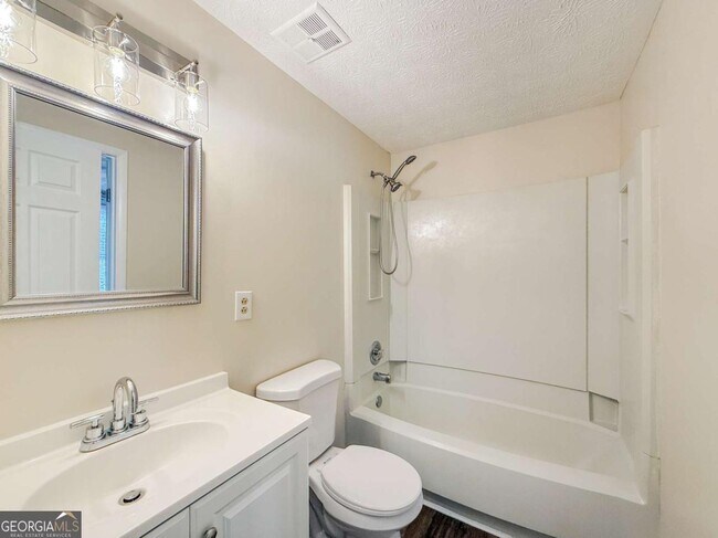 Building Photo - 1884 Shenandoah Valley Ln