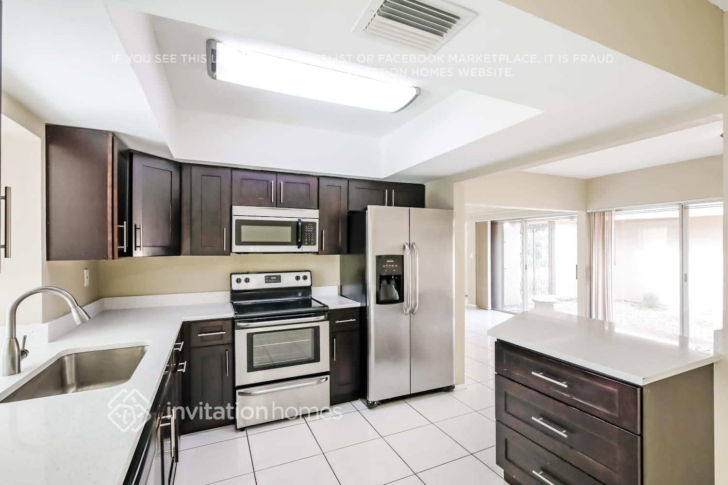 Building Photo - 4903 Banyan Ln