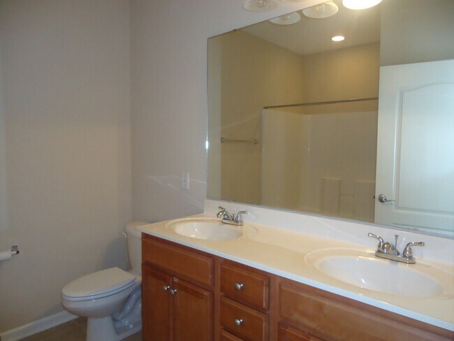 Building Photo - 2645 McArthur Landing Cir