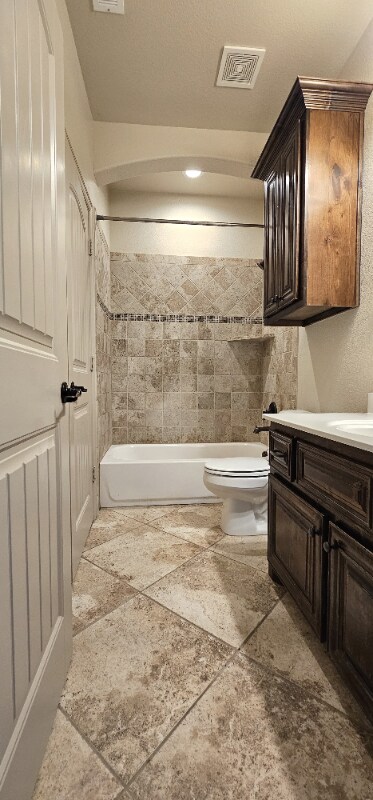 Building Photo - 944 Lake Meadow Ln
