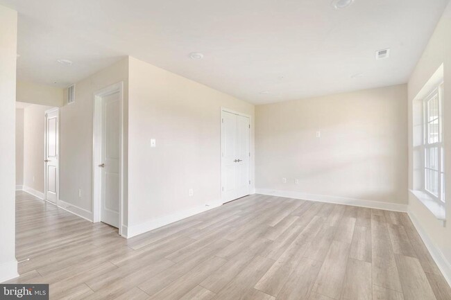 Building Photo - 1425 Clingmans Dome Dr