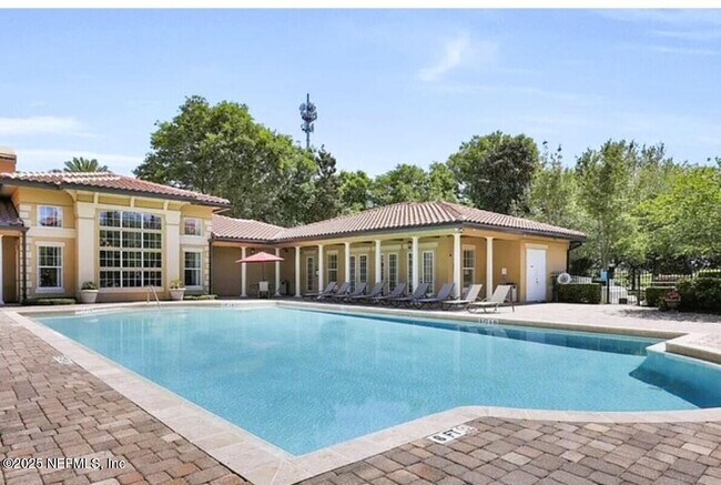 Building Photo - 4300 S Beach Pkwy