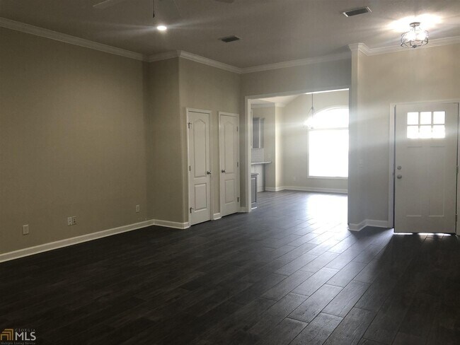 Building Photo - 107 Kathryne Bailey Dr