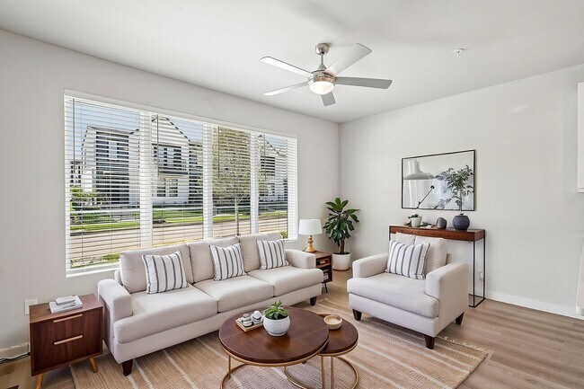 Living Room - Brentwood at the Reserve