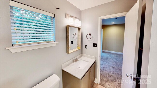 Building Photo - 2062 Atherton Heights Ln
