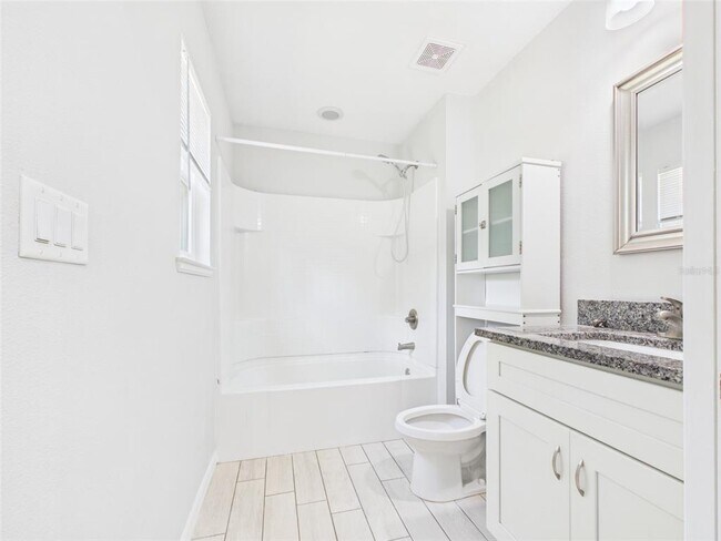 Building Photo - 4309 SW 143rd Ln Rd
