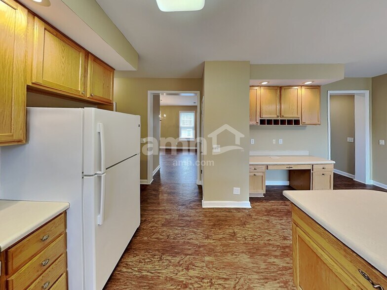 Building Photo - 1602 Solitude Ct