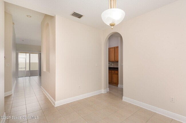 Building Photo - 1251 Etruscan Wy