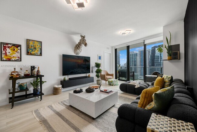 Building Photo - 1300 S Miami Ave