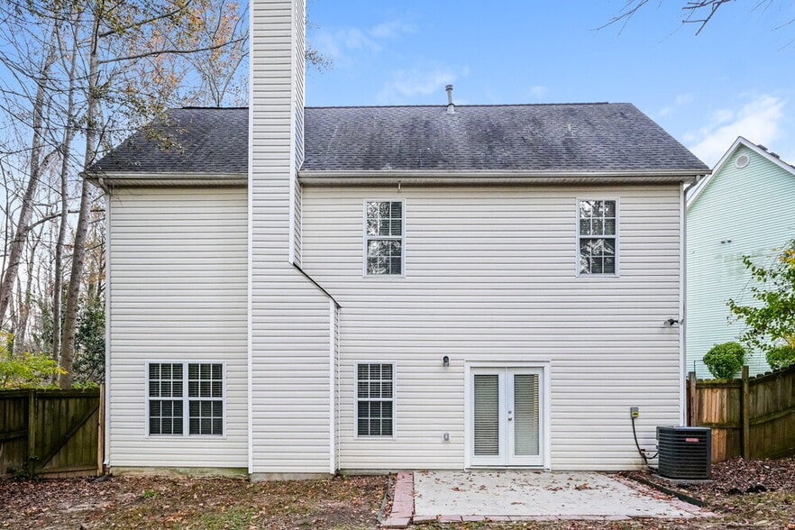 Building Photo - 2328 Reeves Creek Rd