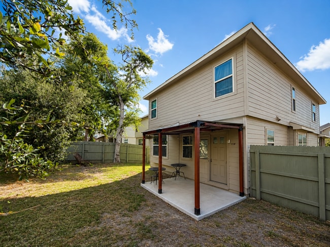 Building Photo - 9319 Trap Rock Dr