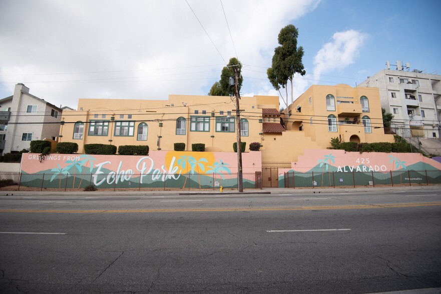 Primary Photo - 425 N Alvarado St