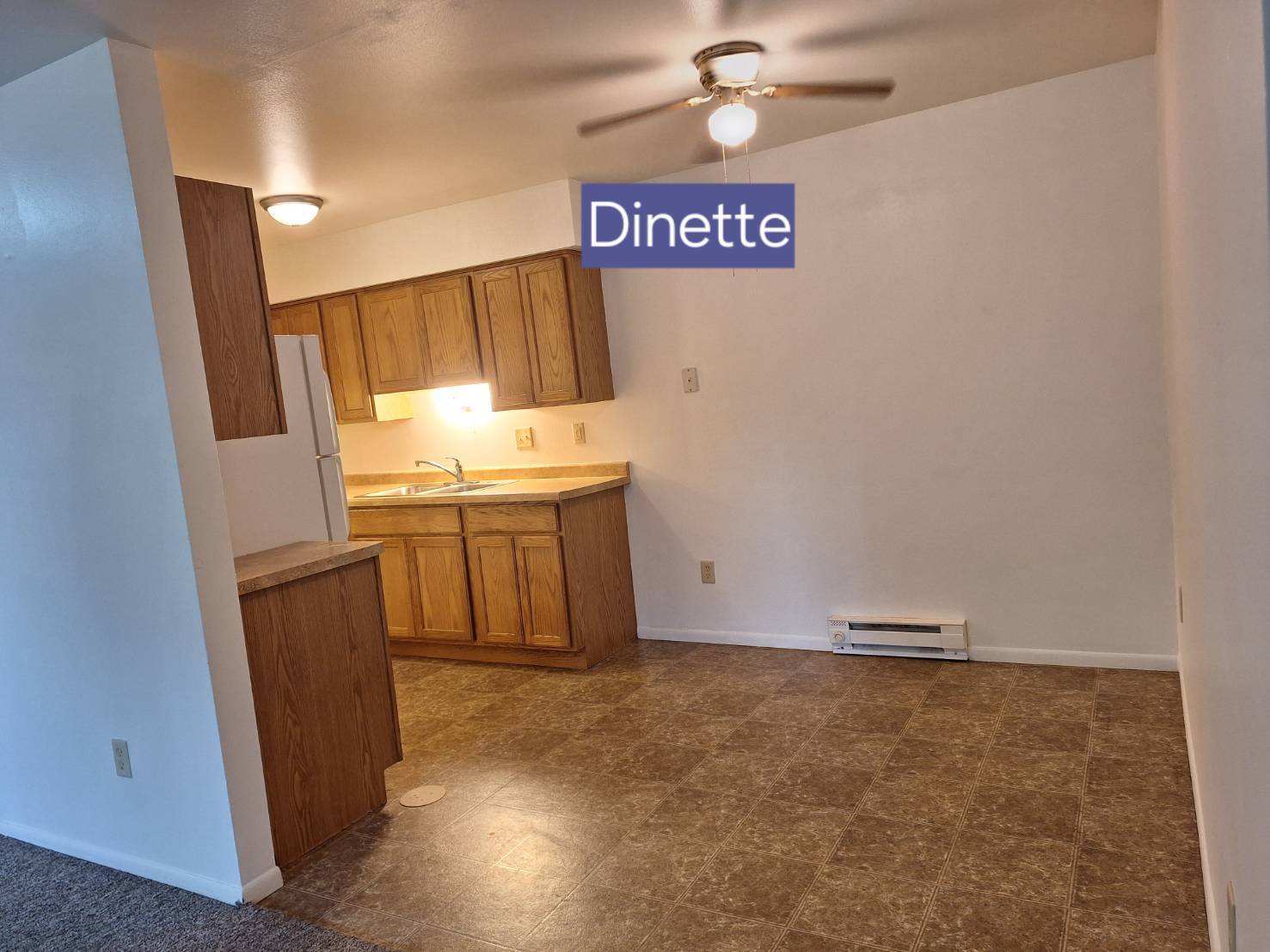 Building Photo - 1215 W Beckert Rd