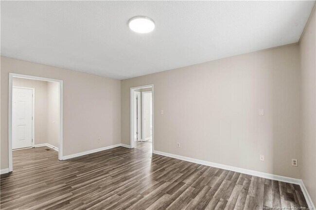 Building Photo - 6813 Foxton Ct