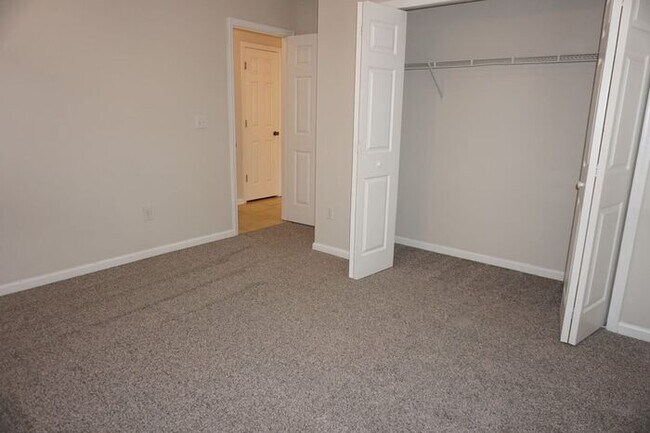 Building Photo - Julington Creek home with pool