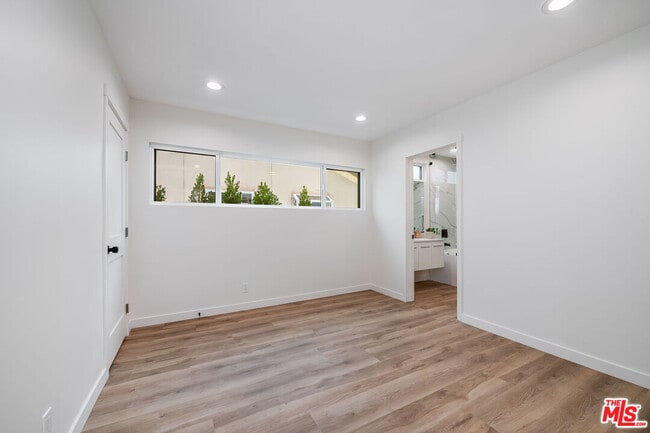 Building Photo - 16517 Hartsook St