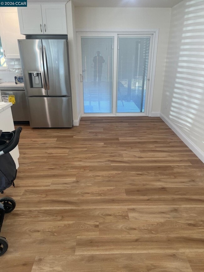 Building Photo - 215 Madison Ave