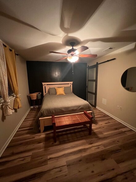 Building Photo - 3616 Rosetta Dr