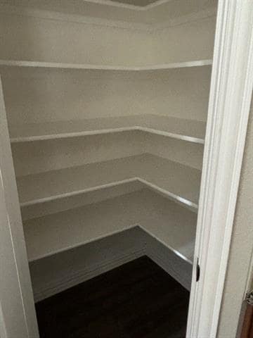 Building Photo - 1813 Glen Aerie Dr