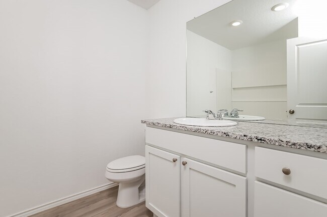 Building Photo - 129 Parish Ln