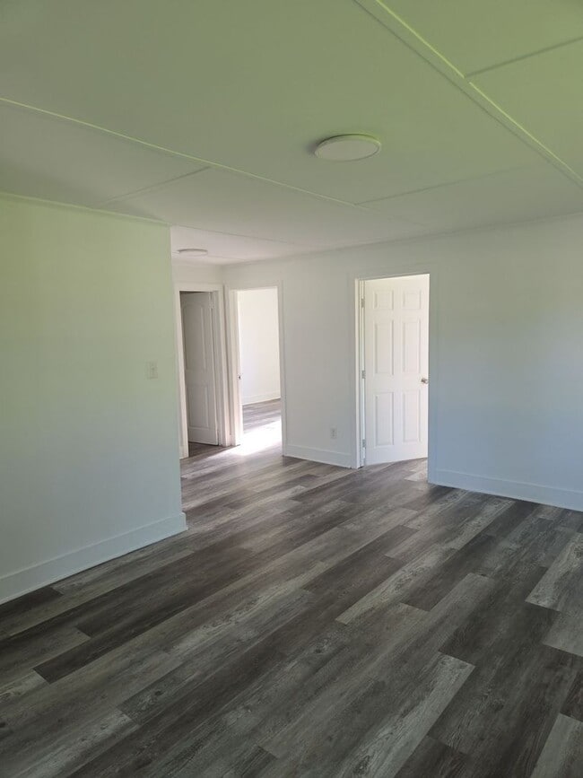 Building Photo - Newly remodeled home is located in Lancaster, SC 29720.
