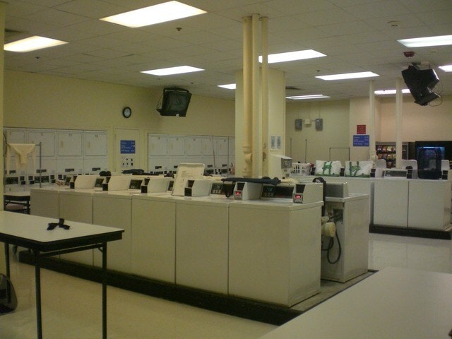 laundry on same floor as the unit - 211 E Ohio st.
