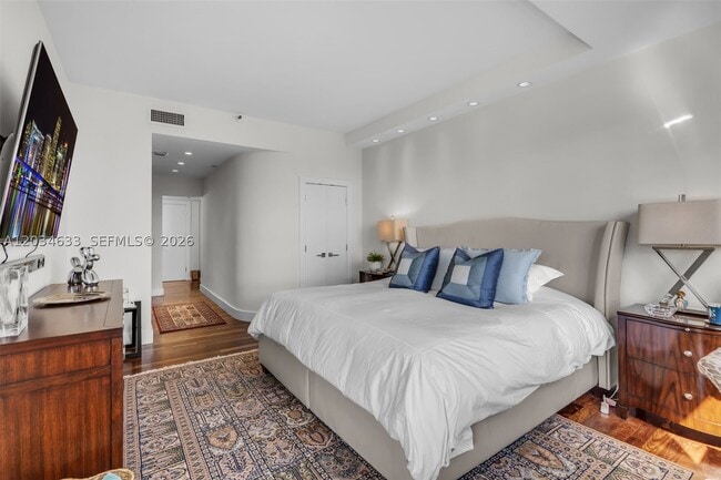 Building Photo - 151 Crandon Blvd