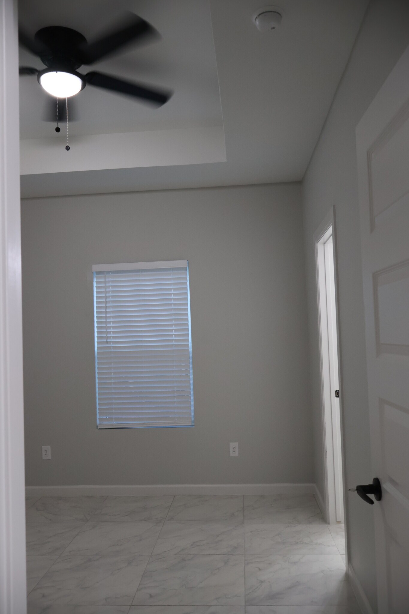 master bedroom - 1005 Hidden Hills St