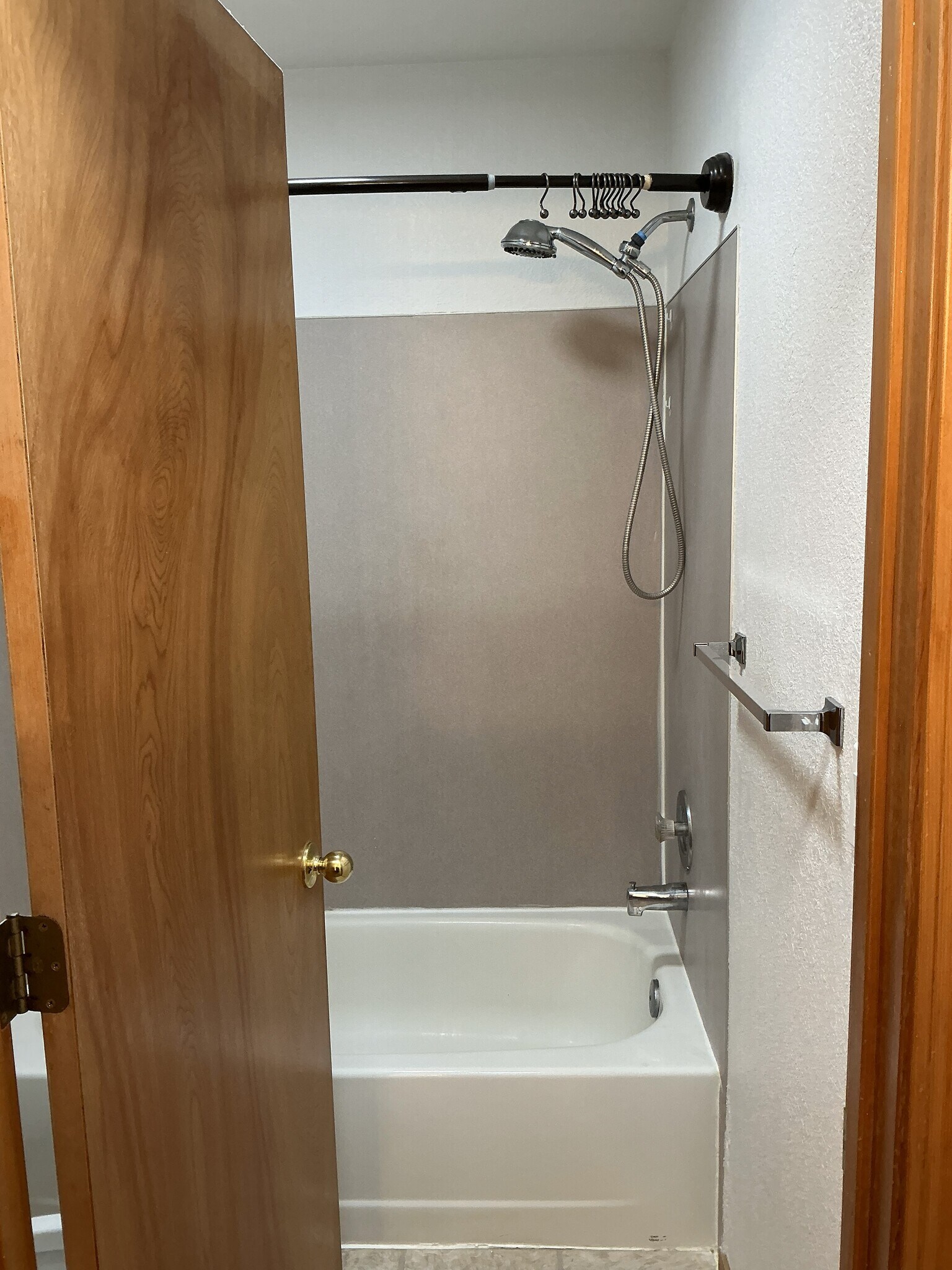 Master Bath - 2027 North Dove Avenue